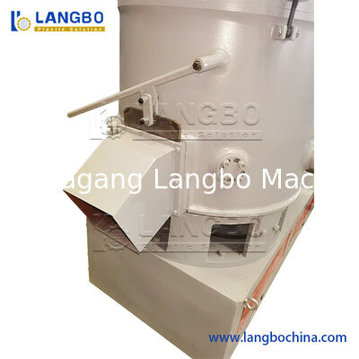 การรีไซเคิลพลาสติก Granulating Line PP PE หนัง Agglomerating Compactor เครื่อง pelletizing