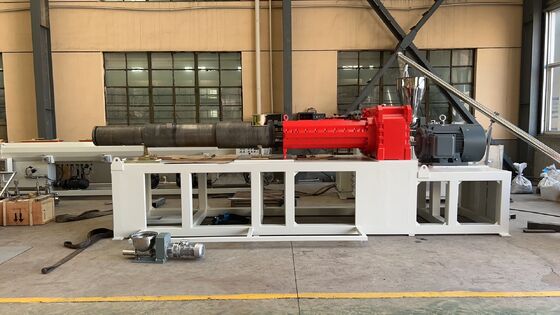 เครื่องทำท่อ UPVC พลาสติก SJSZ92/188 Extruder ขนาด 180-710 มม.