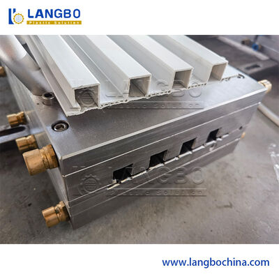 เส้นการออกแบบโปรไฟล์ PVC หม้อที่กําหนดเองสําหรับแผ่นตกแต่ง