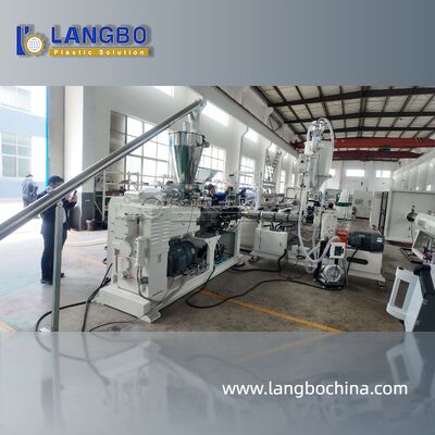 PVC Skirting Board ผลกระทบของเมล็ดไม้ที่ทนความชื้น สําหรับสภาพแวดล้อมที่ชื้น