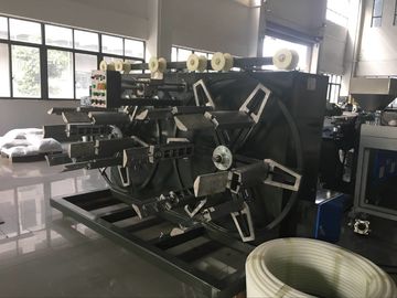 สายการอัดรีดท่อพลาสติก HDPE / PPR / PE ความจุสูงกำลังการผลิต 1200 Kg / H