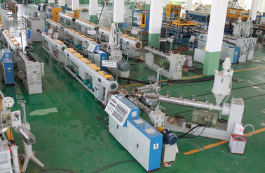 เครื่องอัดขึ้นรูปท่อ Ppr Solid Wall อัตโนมัติพร้อมรับประกัน 2 ปี