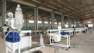 สายการผลิต Extrusion Line Ppr เส้นผ่านศูนย์กลางขนาดใหญ่ 12m / นาทีพร้อมระบบควบคุมระยะไกล