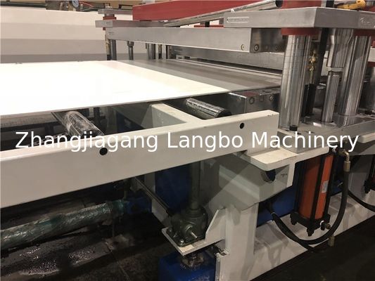 พลาสติก PP PE WPC เปลือกโฟมพีวีซีสายการอัดรีด / เครื่องทำ / สายการผลิต